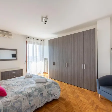 Terrazza Con Vistacasa Con Parcheggio Gratuito *